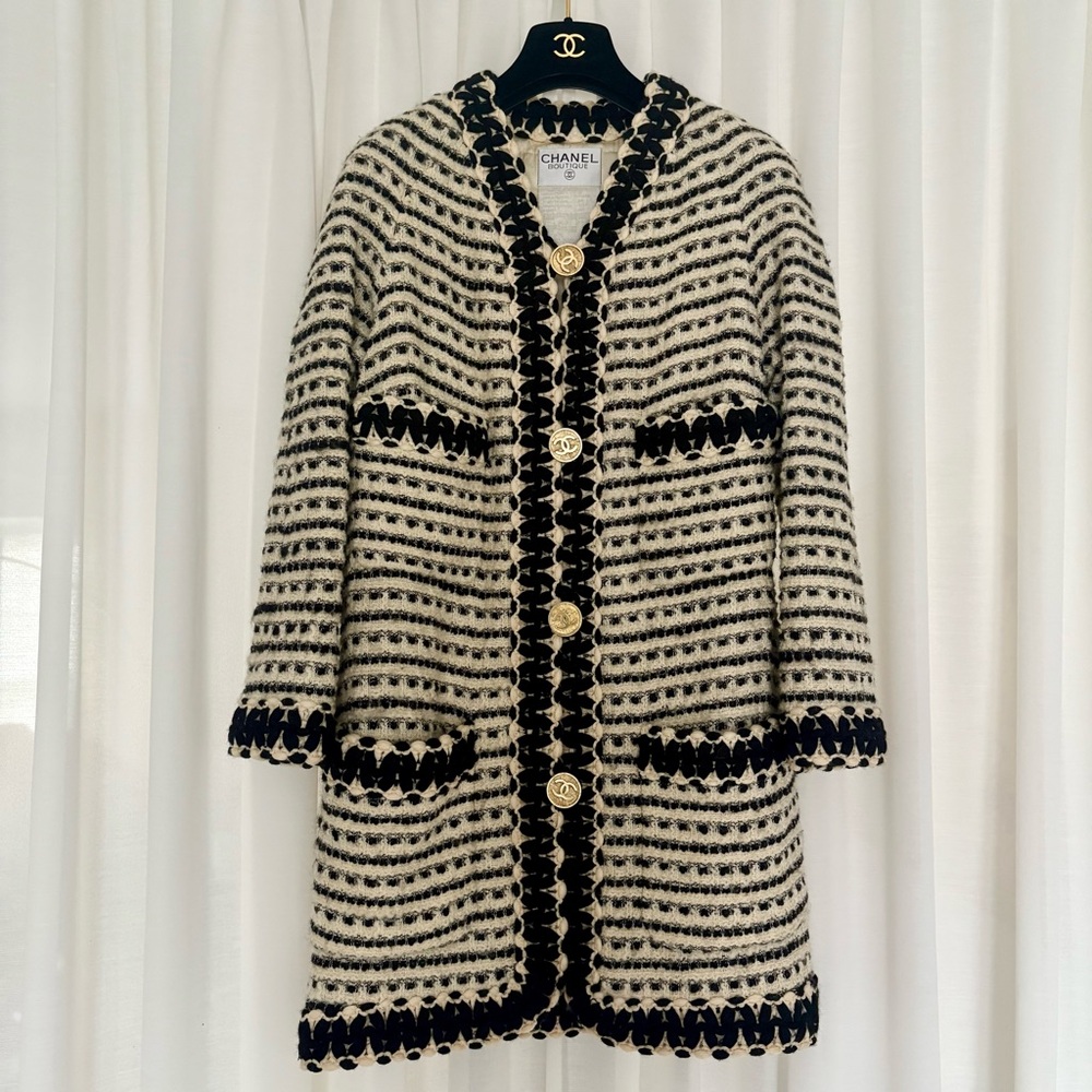 RARE CHANEL Vintage Thick Tweed Jacket Coat
